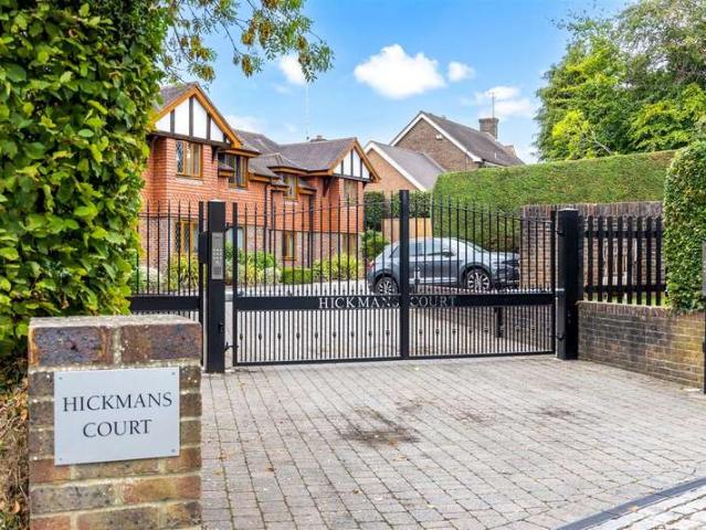 Flat for sale in Walstead, Mid Sussex