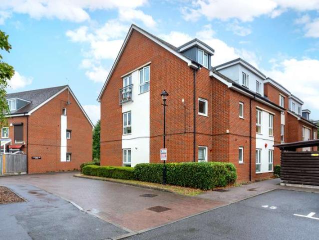 Flat for sale in The Slade, Oxfordshire