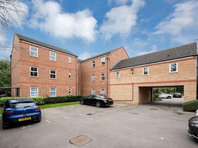 Flat for sale in Oakham, Rutland