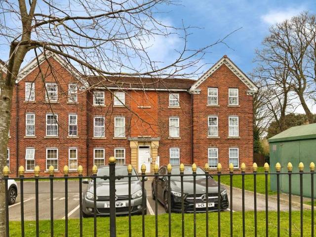 Flat for sale in Hull, City Of Kingston Upon Hull