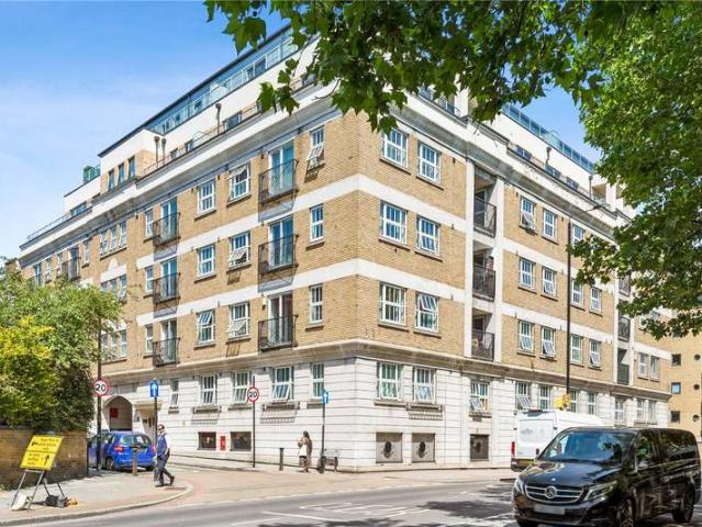 Flat for sale in Tower Liberty, Wapping