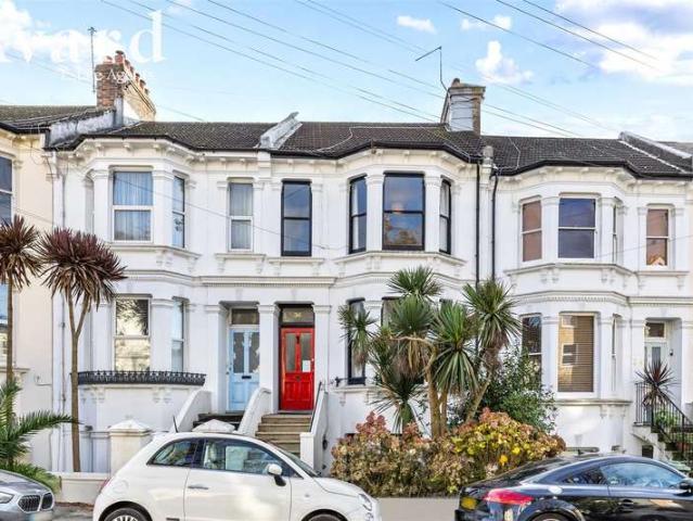 Flat for sale in Round Hill, Brighton & Hove