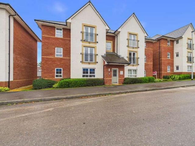 Flat for sale in Chippenham, Wiltshire
