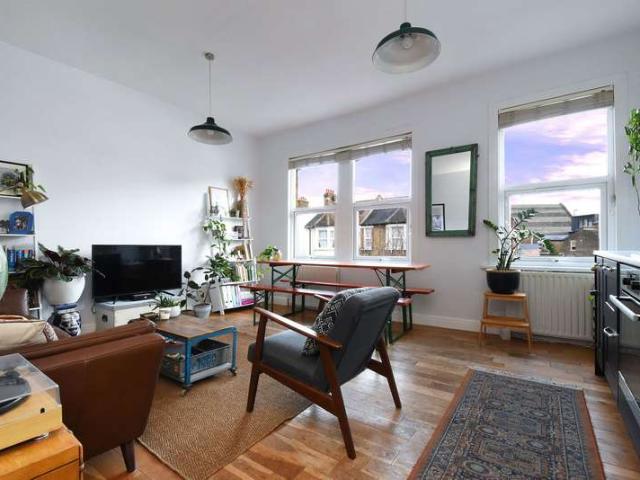 Flat for sale in London Borough of Lewisham, Greater London