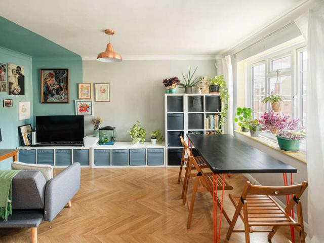 Flat for sale in Camberwell, Greater London