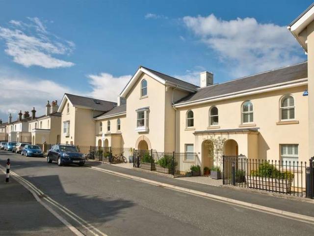 Apartment for sale in Cowes, Isle Of Wight