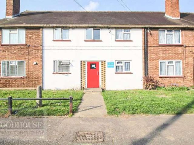 Flat for sale in Churchgate, Broxbourne