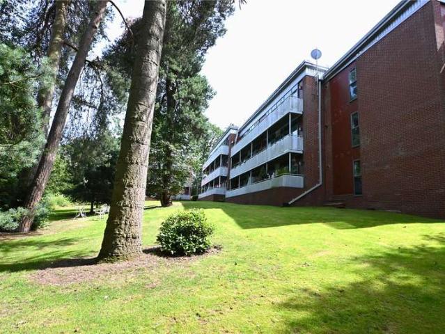 Flat for sale in Wake Green, West Midlands