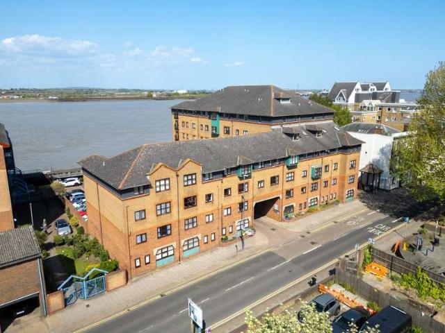 Flat for sale in Milton, Hamerton