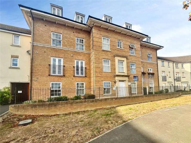 Flat for sale in Redhouse, Blunsdon St Andrew