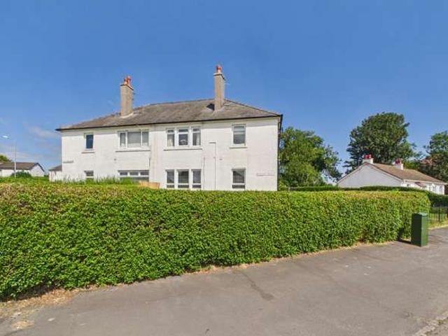 Flat for sale in Bishopton, Scotland