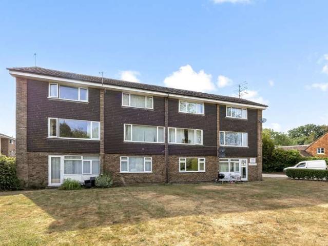 Flat for sale in New Town, Horsham