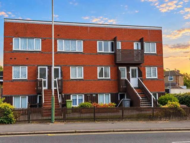 Flat for sale in London Borough of Havering, Greater London