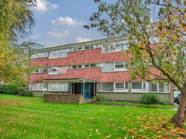 Flat for sale in Abbotswood, Westborough