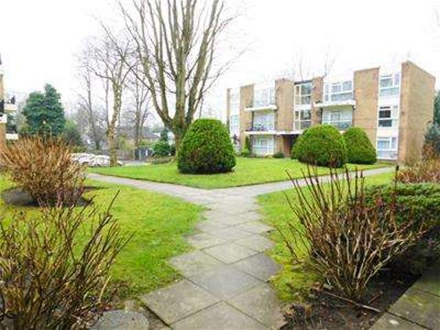 Flat for sale in Sedgley Park, Bury