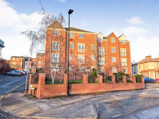 Flat for sale in Askern, South Yorkshire