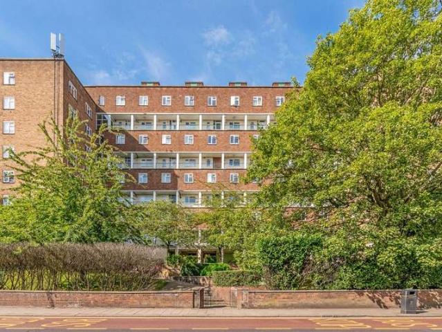 Flat for sale in Anerley, Crystal Palace Flat for sale in Anerley, Crystal Palace