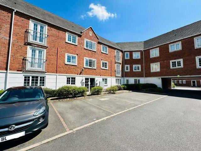 Flat for sale in Shaver's End, West Midlands