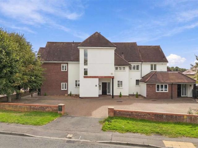Flat for sale in Melbourne, Chelmsford