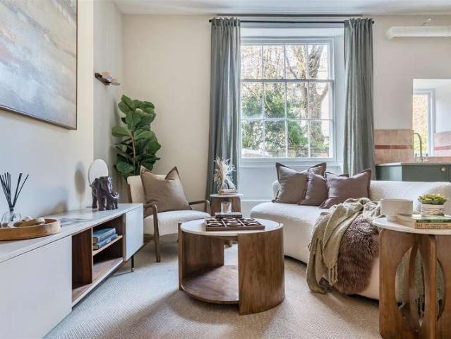 Flat for sale in Tyndall's Park, Feckenham