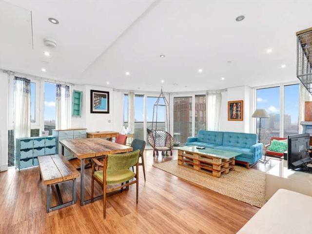 Flat for sale in Spitalfields, Whitechapel