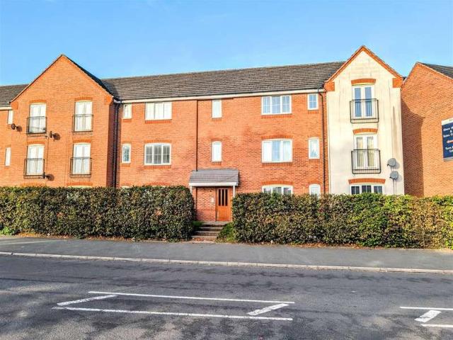 Flat for sale in Bloxwich, Walsall