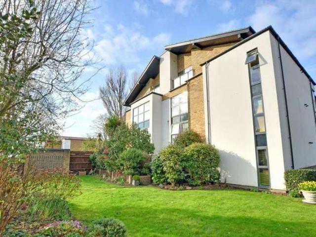 Flat for sale in Horn Park, Blackheath Park
