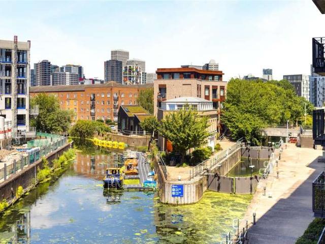 Flat for sale in Mill Meads, Greater London