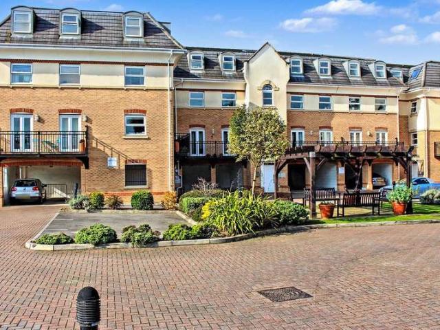 Flat for sale in Westfield, Woking