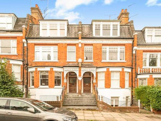 Flat for sale in London Borough of Haringey, Greater London