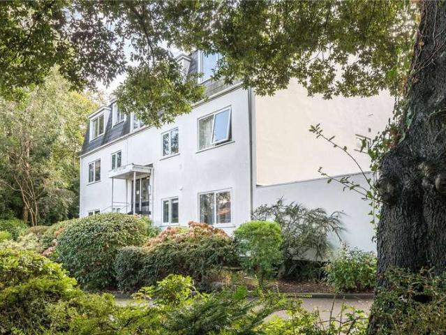 Flat for sale in St Leonards, Watergate