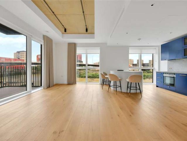 Flat for sale in Goodluck Hope, Blackwall