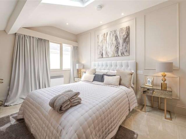 Flat for sale in Milverton, Warwick