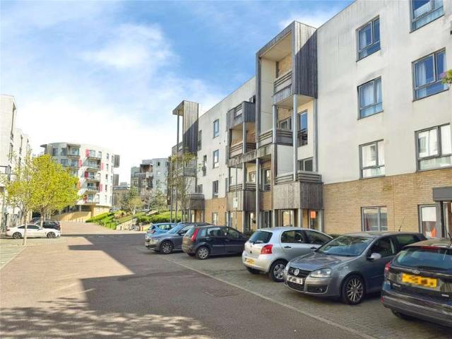 Flat for sale in Arbury, Cambridgeshire