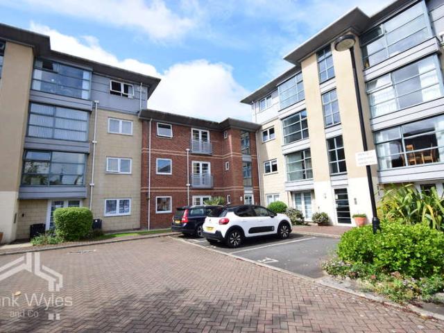 Flat for sale in Fairhaven, Lytham