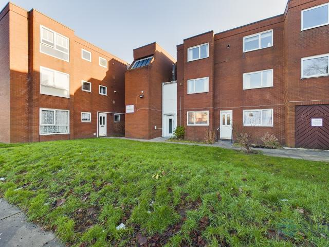 Apartment for rent in Allerton, Calderstones