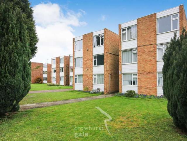 Flat for sale in Overslade, New Bilton