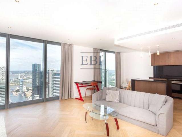 Flat for sale in Canary Wharf, Greater London