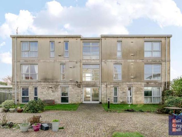 Flat for sale in Portland, Weston