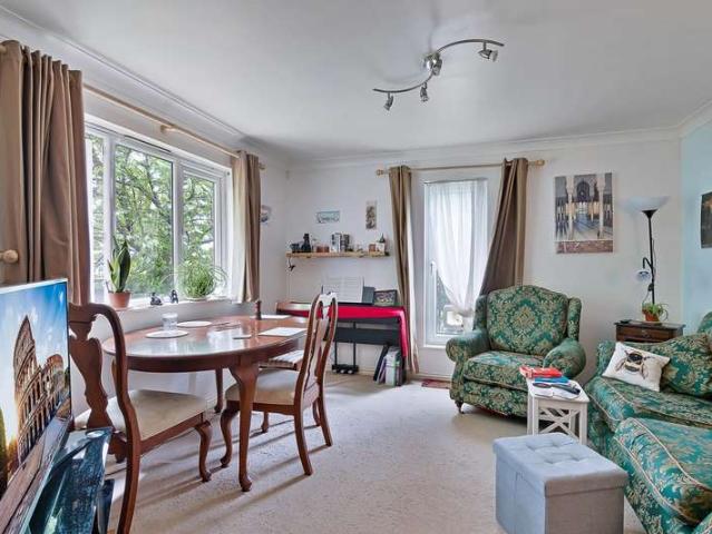 Flat for sale in Barking Riverside, Greater London