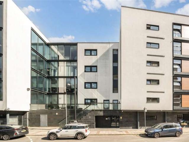 Flat for sale in Mill Meads, Greater London