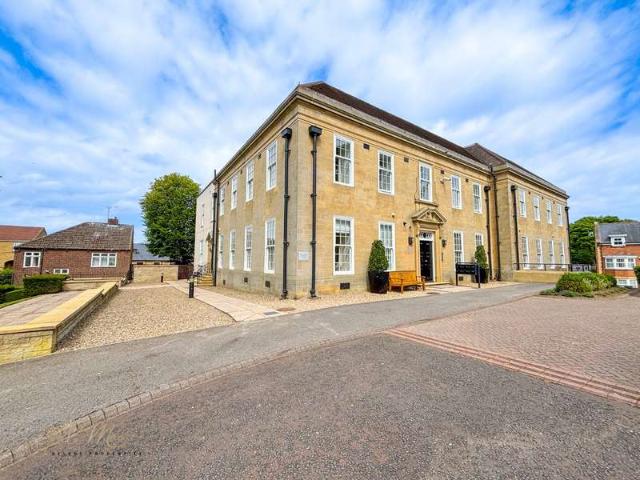 Flat for sale in Washington, Sunderland