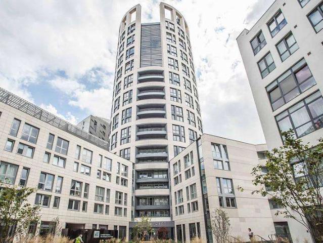 Flat for sale in Finsbury, Greater London