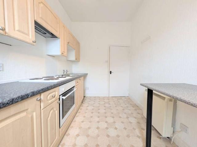 Flat for rent in Southport, Sefton