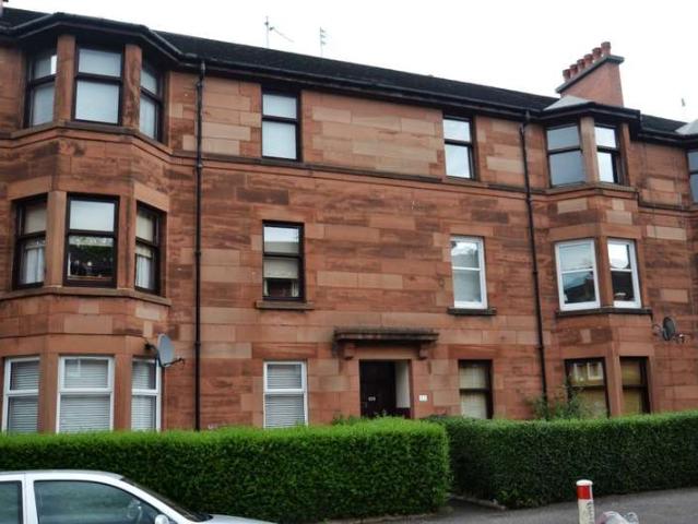 Flat for sale in Battlefield, Scotland