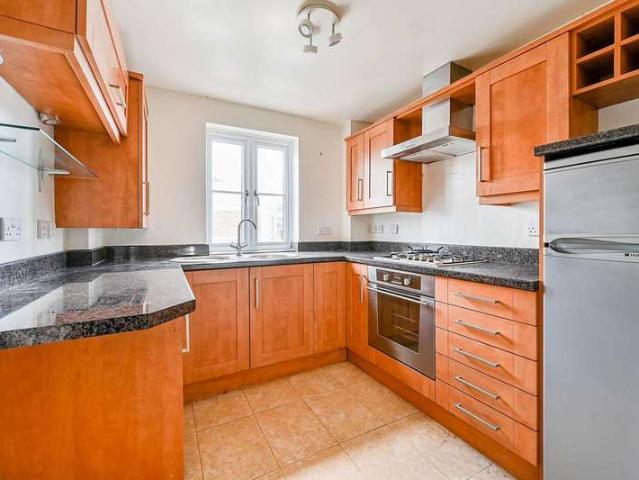 Flat for sale in Grove Park, Chiswick Place