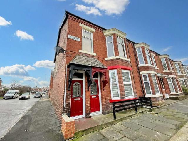 Flat for sale in Westoe, South Shields