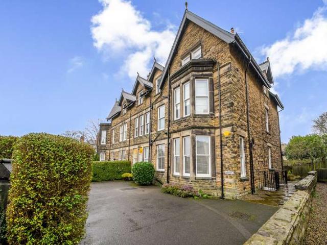 Flat for sale in Oatlands, Harrogate