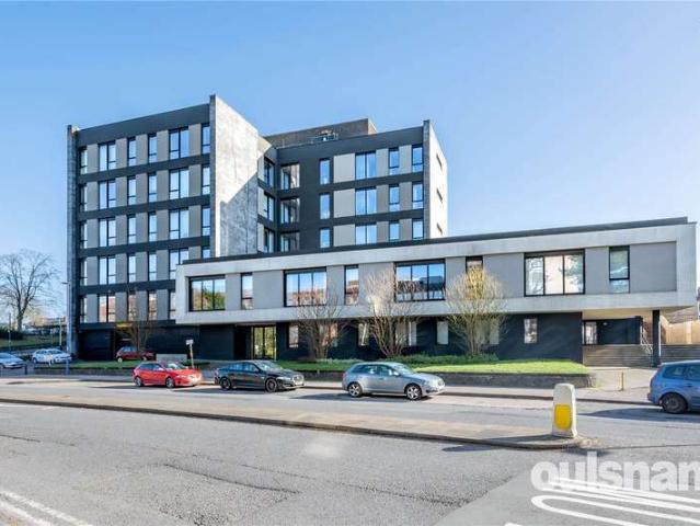 Flat for sale in Stirchley, West Midlands