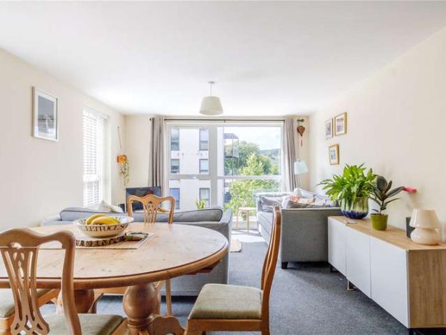 Flat for sale in Feckenham, City Of Bristol